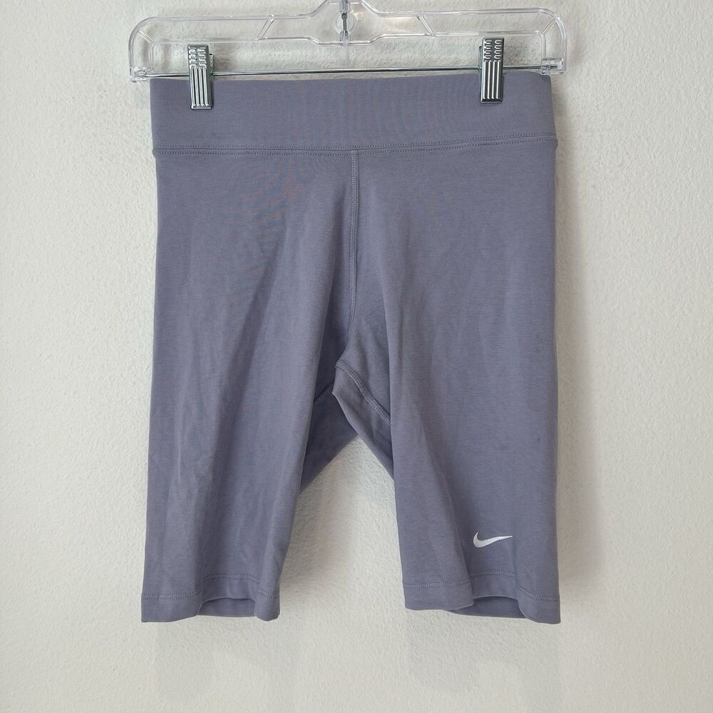 Nike Shorts Womens Small Purple Tight Fit High Rise 9 Inch Athletic